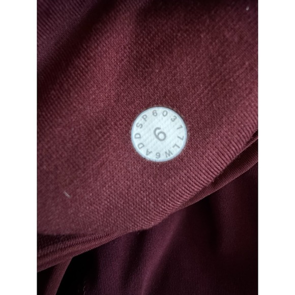 Lululemon Train Times Crop Leggings Women's Size 6 Burgundy Garnet 17 in inseam - Picture 4 of 9